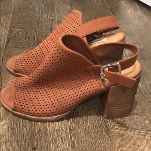 Peep toe Steve Madden Heel NWT